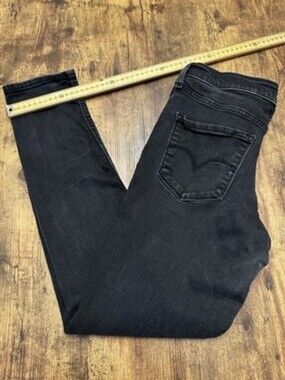 Levi's 311 Women's Shaping Skinny Jeans in Black - Size 29